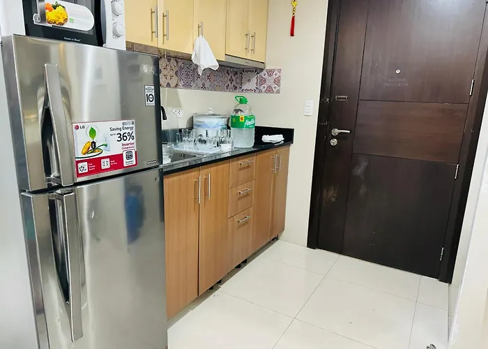 One Palm Tree Apartment Manila
