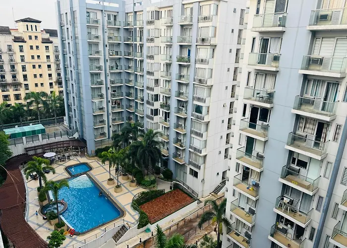 One Palm Tree Apartment Manila